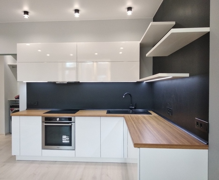 Белый кухонный гарнитур-Кухня МДФ в эмали «Модель 443»-фото2