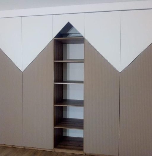 Встроенные распашные шкафы-Встроенный распашной шкаф в детскую «Модель 34»-фото2