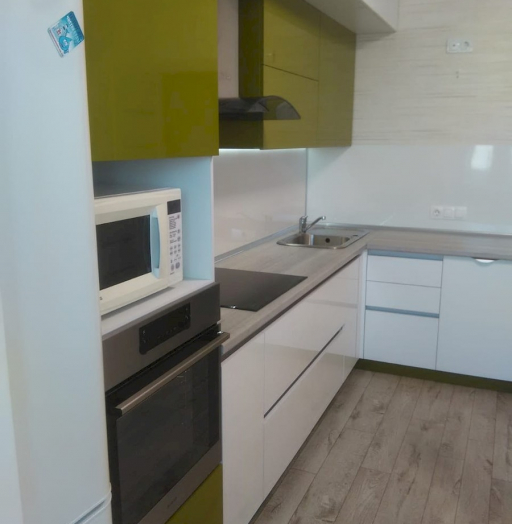 Белый кухонный гарнитур-Кухня из пластика «Модель 572»-фото17